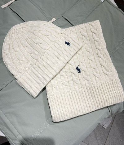 Sam | Stickad mössa- och halsdukset för kvinnor